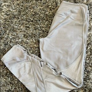 Victoria’s Secret sport legging